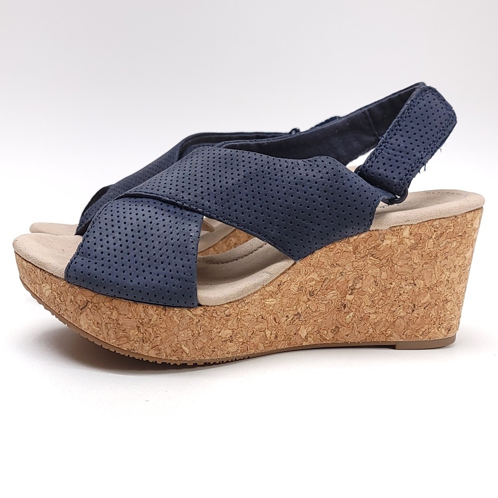 Clarks Collection Navy Blue Perforated Leather Cork Wedge Sandals Womens 7.5 M - Picture 8 of 8